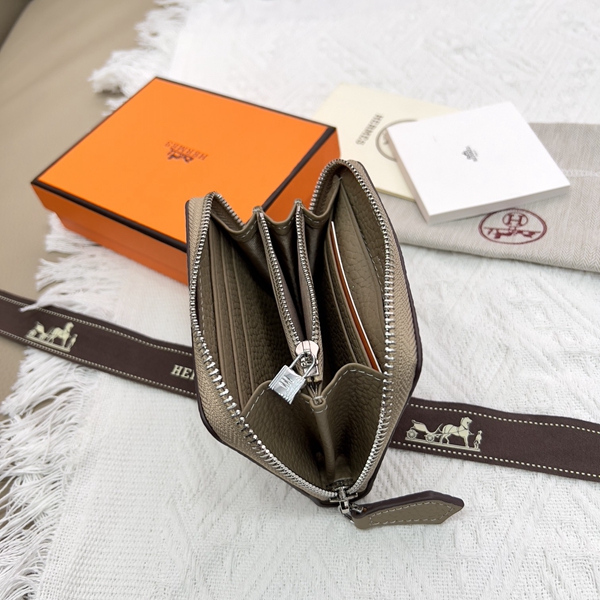 エルメス財布コピー着用イメージ